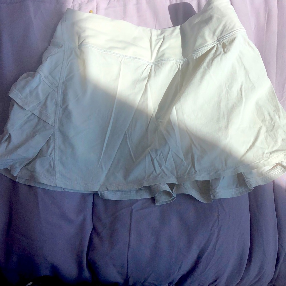 Lululemon white tennis skirt